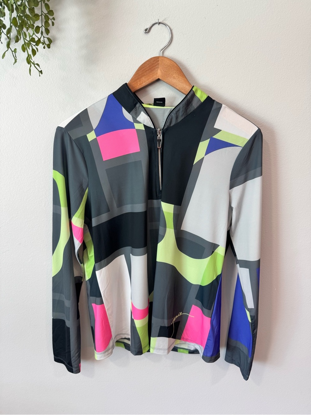 jamie sadock sunsense 1/4 Zip in Gray with Lime & Pink Size M